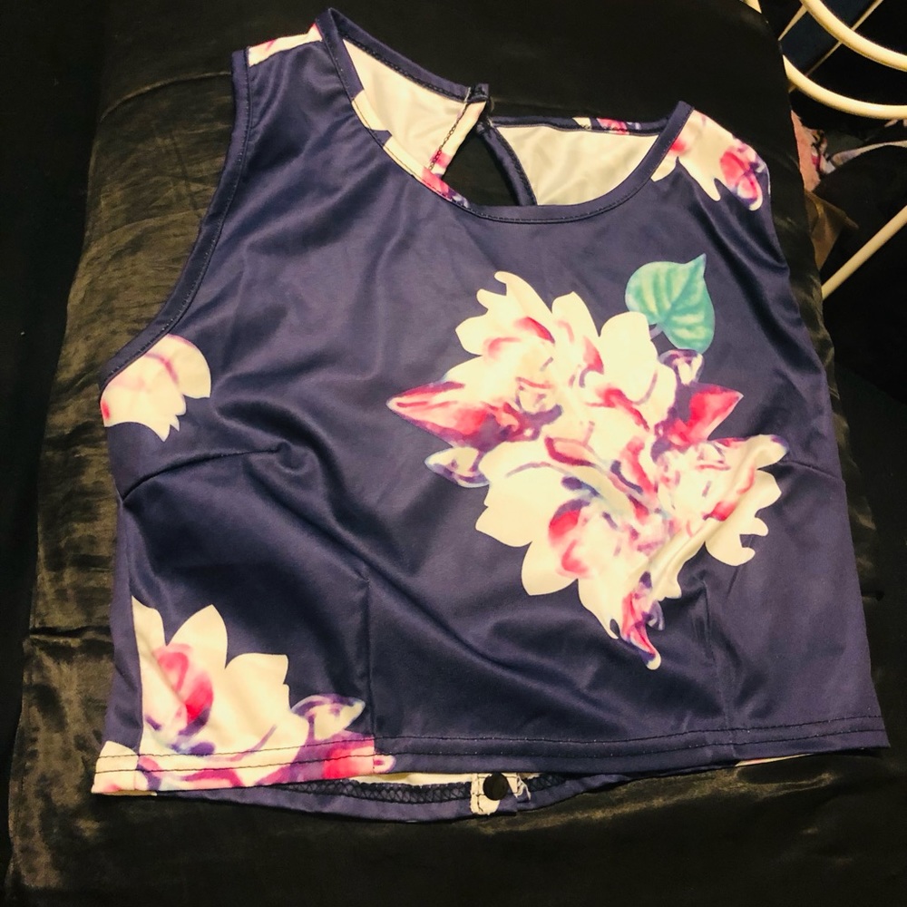 Crop top size M